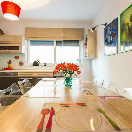 Bozana Apartament *
