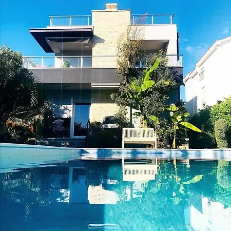 Bozana Apartmán